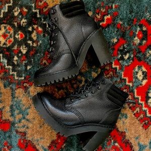 Dr Martens Persephone Fur Lined